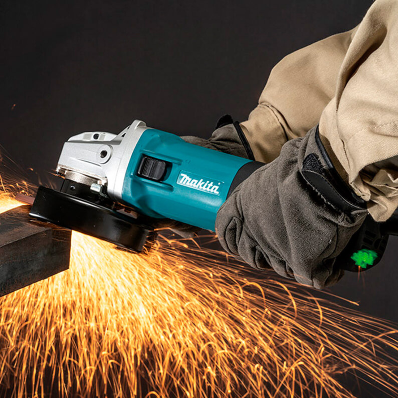 KIT MAKITA ORIGINAL: BURGHIU FĂRĂ FIR + POLIZOR DE IMPACT MARE + 26 ACCESORII + 2 BATERII