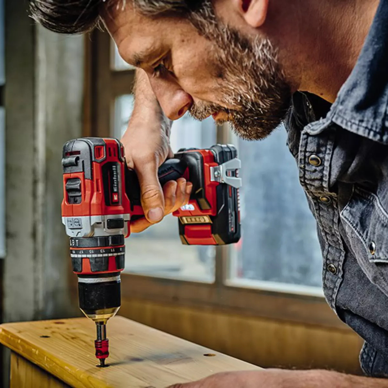 KIT EINHELL ORIGINAL: BURGHIU FĂRĂ FIR + POLIZOR DE IMPACT MARE + 26 ACCESORII + 2 BATERII